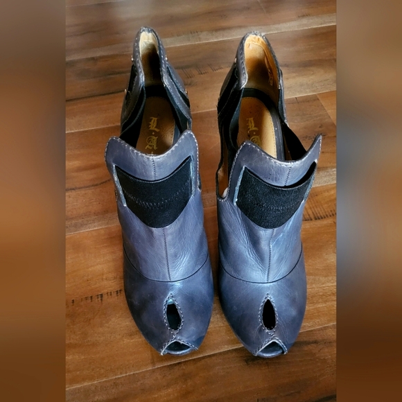 Womens Stiletto Peekaboo Toe- LAMB - Picture 4 of 8